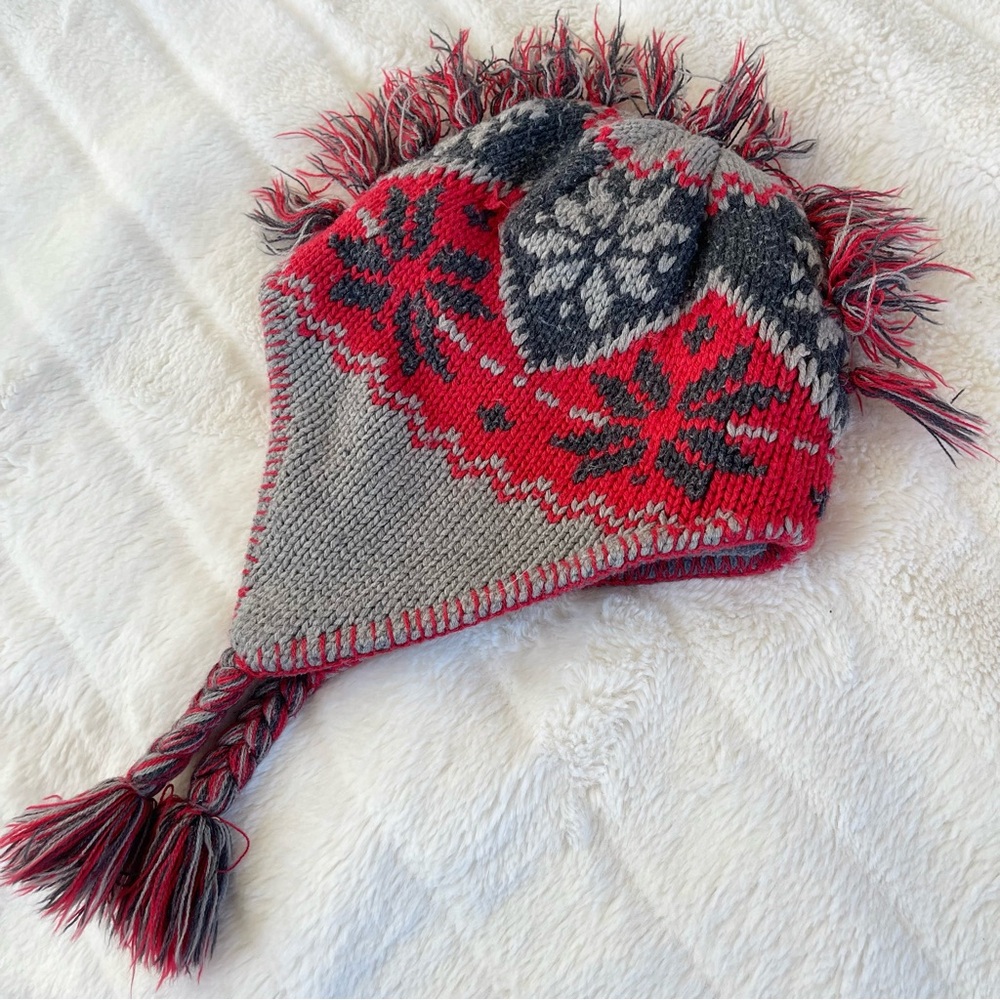 L.L.Bean Kids Red & Gray Sweater Knit Fleece Lined Mohawk Winter Snow Hat, S